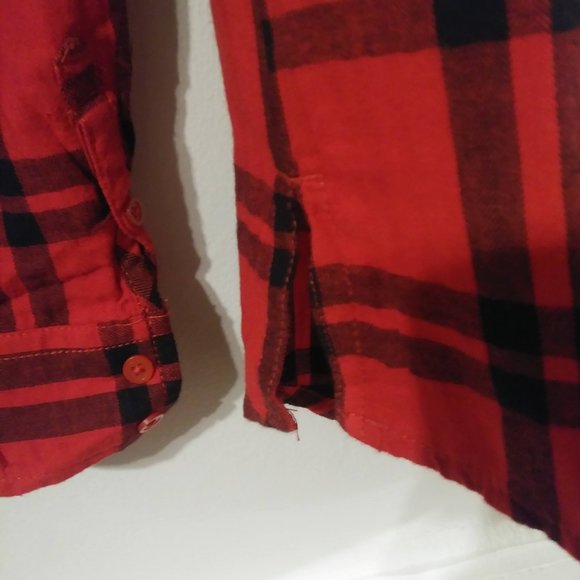 St Johns Bay Red Plaid Top - Picture 3 of 6